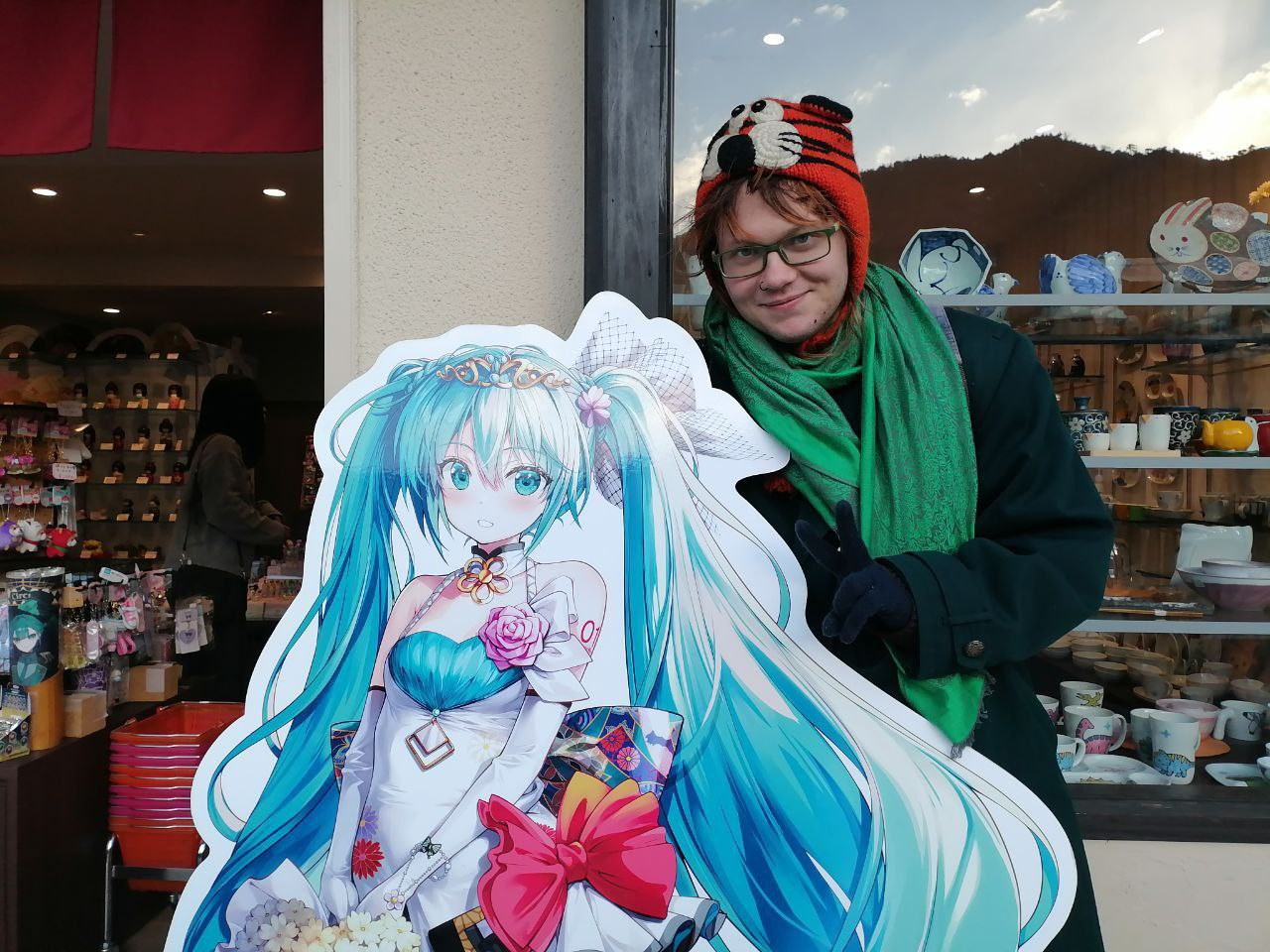 Placeholder image, describe images with alt text like this. If the link is broken as it is here, the alt text displays instead of the image.